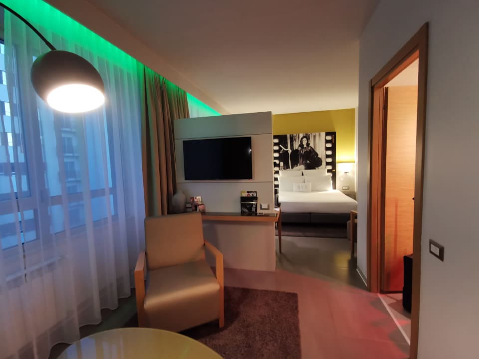 Zimmer NYX Hotel Milan by Leonardo Hotels
