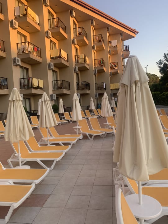 Pool Hotel Victory Resort