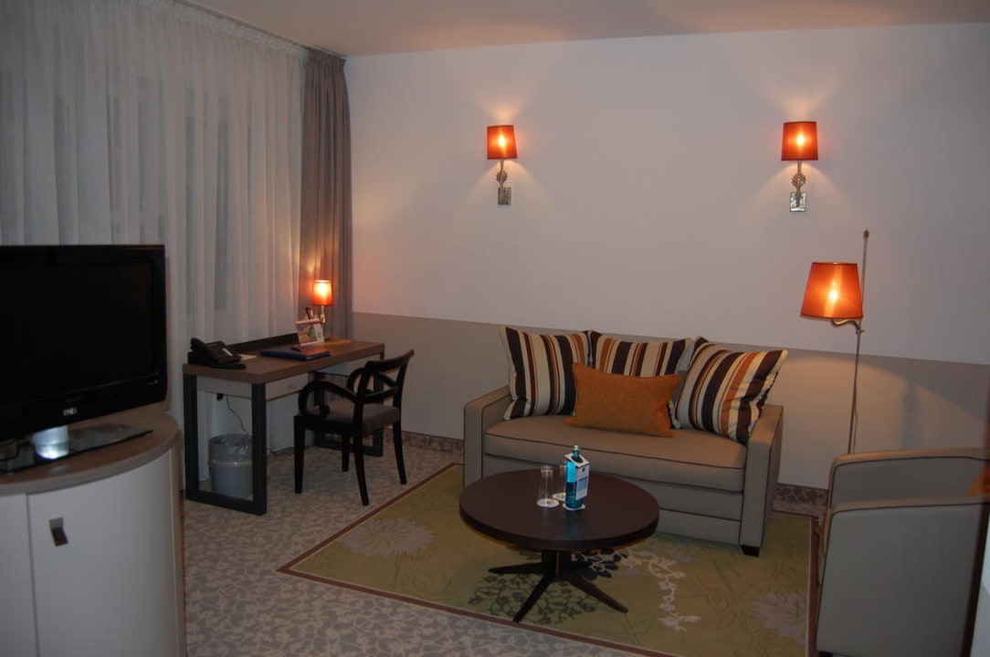 Sitzecke im Zimmer Göbel's Vital Hotel Bad Sachsa