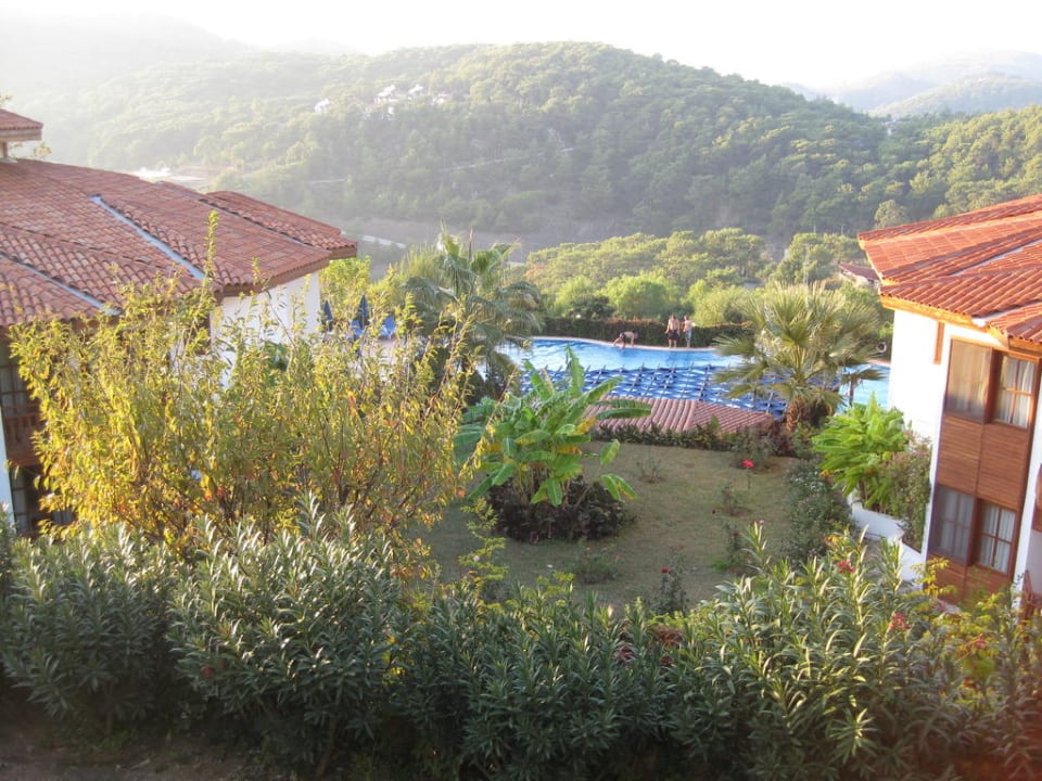 Der unterste der 3 Pools Montana Pine Resort