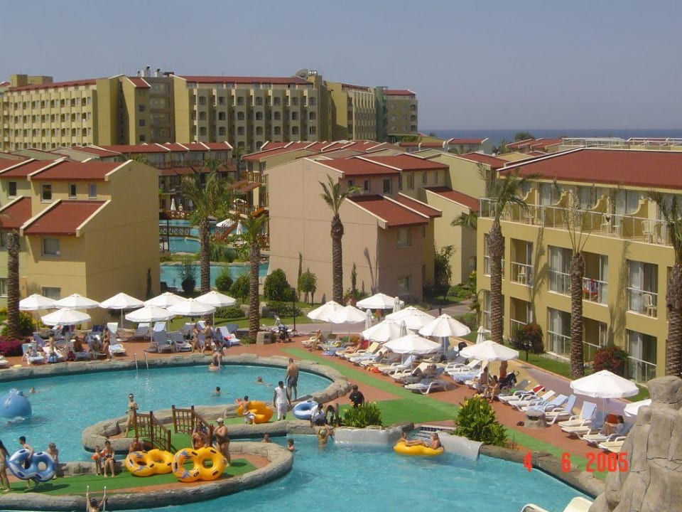 SBR Selectum Family Resort Side