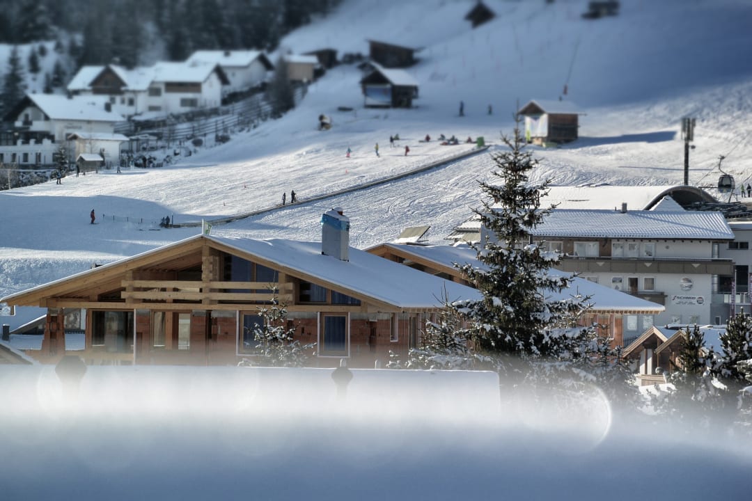 Außenansicht Chesa Muntanella - Chalet  Suites