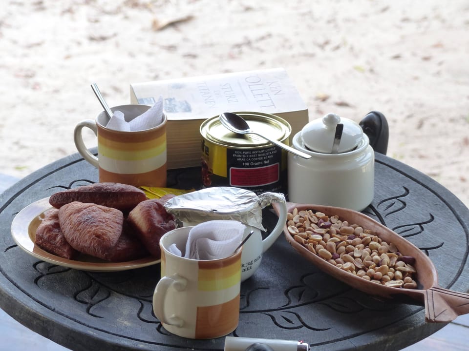 Kaffee Bahari Baobab Camp