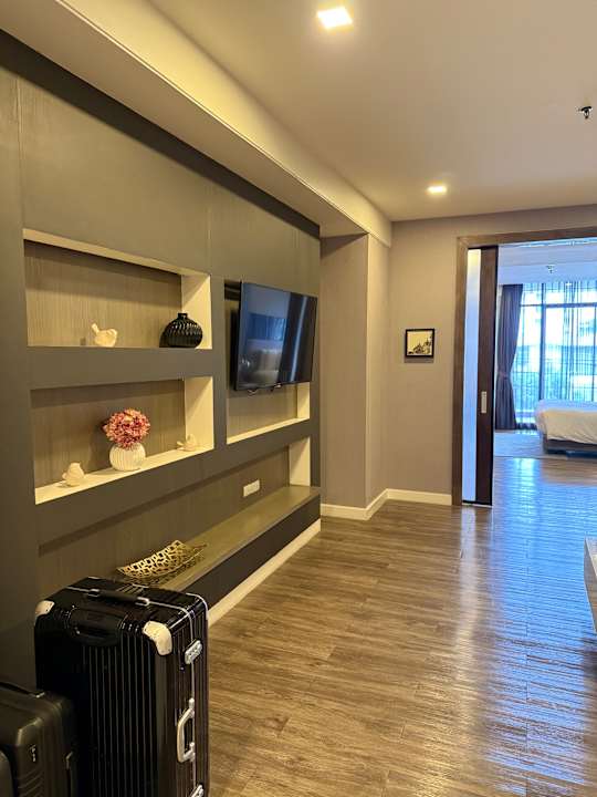 Zimmer Metropolis Suites Bangkok, Tapestry Collection by Hilton