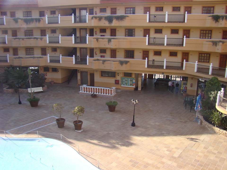 Hotel od strony morza Elba Castillo San Jorge & Antigua Suite Hotel