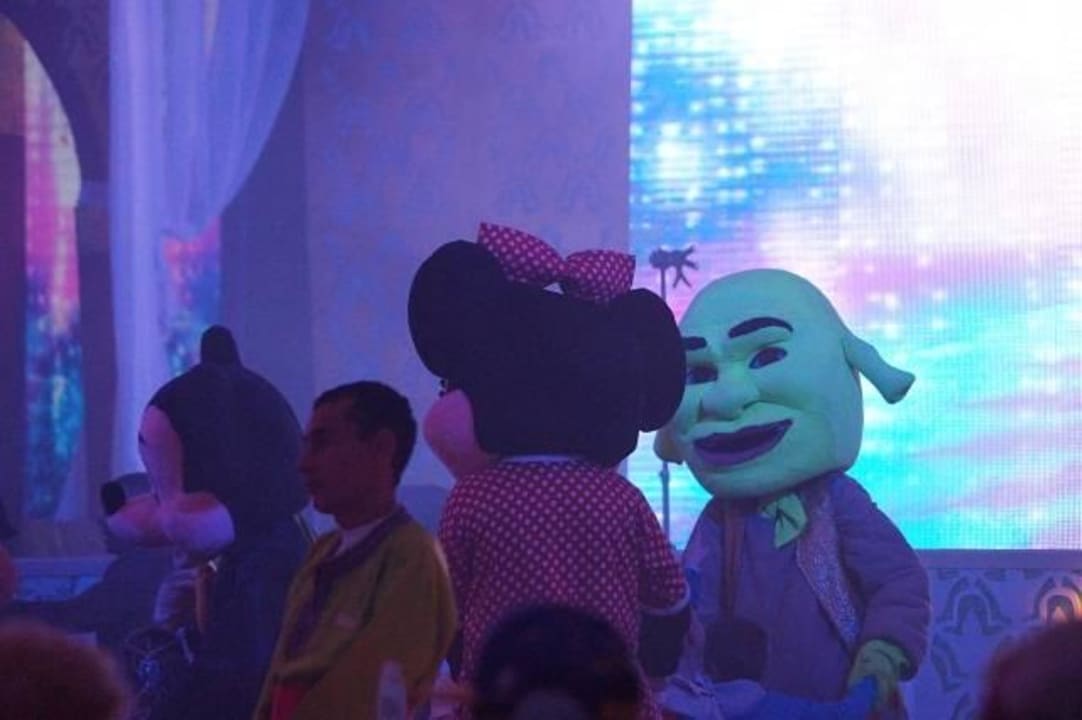 Animation im Zelt bei der Silvester Party Pickalbatros Alf Leila Wa Leila Resort - Neverland Hurghada