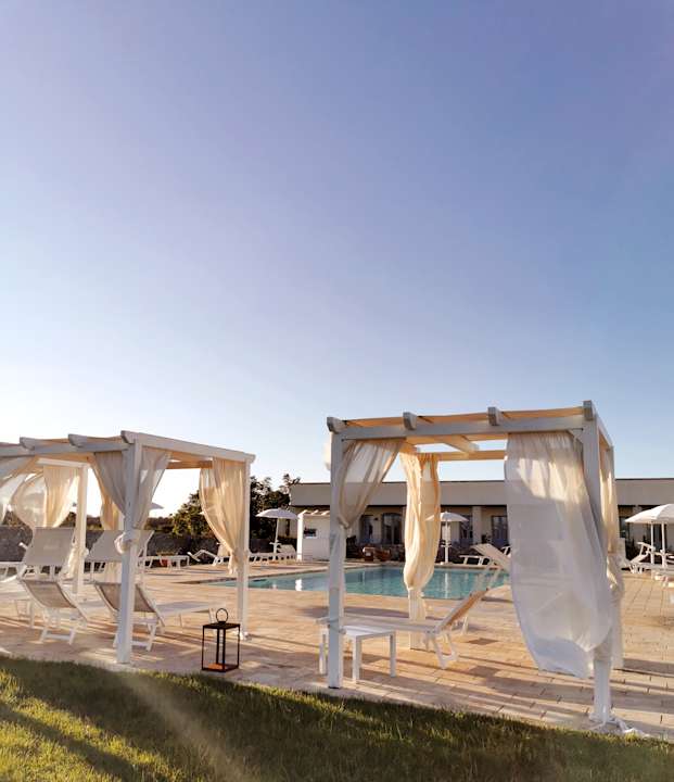 Pool Relais Masseria Le Cesine - CDSHotels