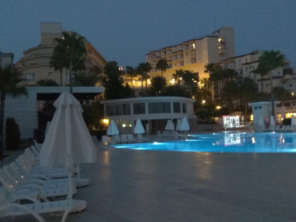 Außenansicht Iz Flower Side Beach Hotel