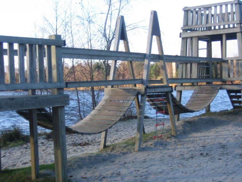 Spielplatz am See Center Parcs Het Meerdal