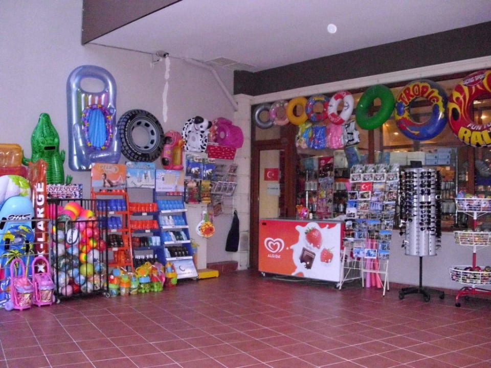 Minimarkt Hane Family Resort