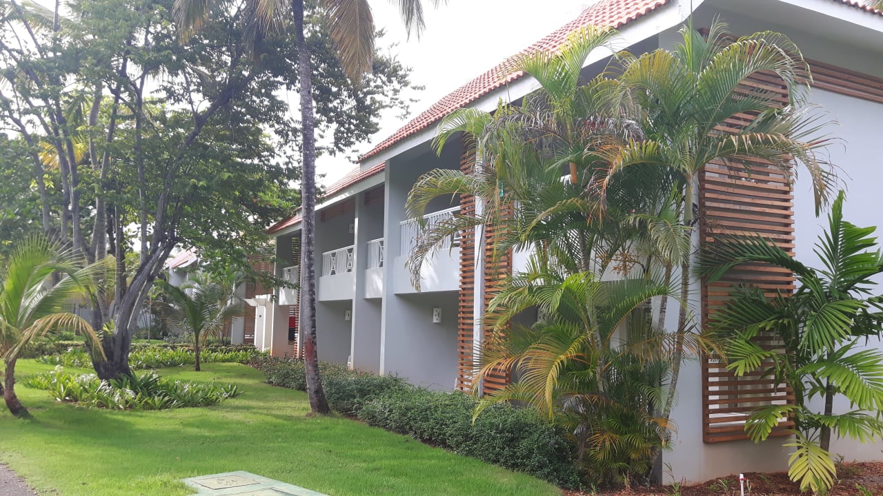Außenansicht Wyndham Alltra Samana