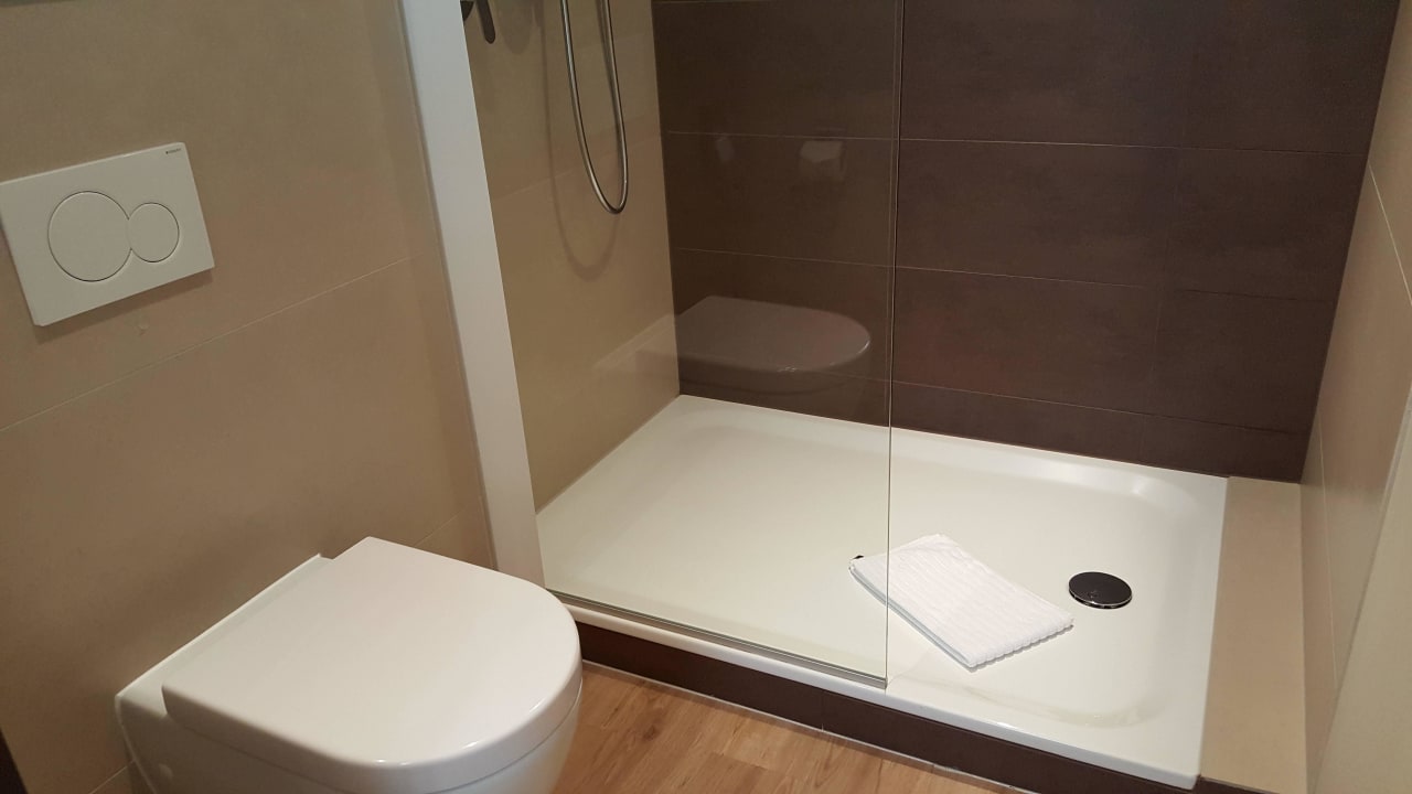 Ansichten und Details vom schönen Bad Hotel Thalhauser Mühle