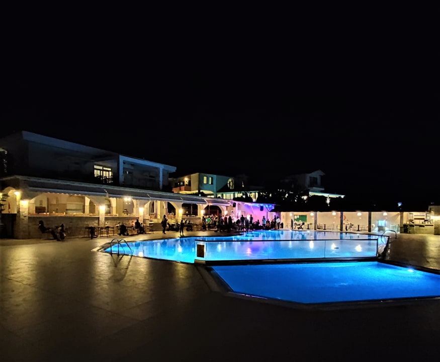 Pool Hotel Portes Beach