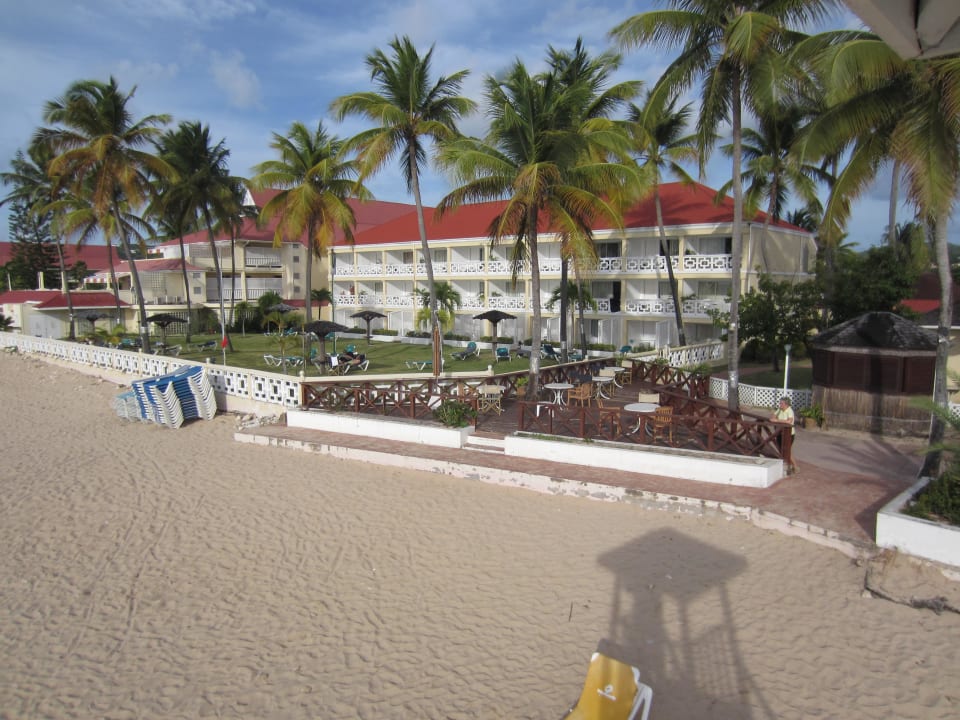 Blick zur unserer Unterkunft St Lucian by Rex Resorts  (Im Umbau/Renovierung)