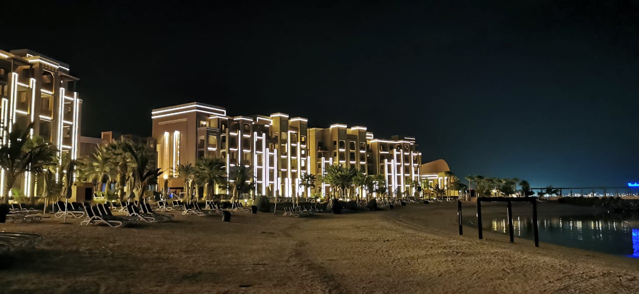 Außenansicht DoubleTree by Hilton Resort & Spa Marjan Island