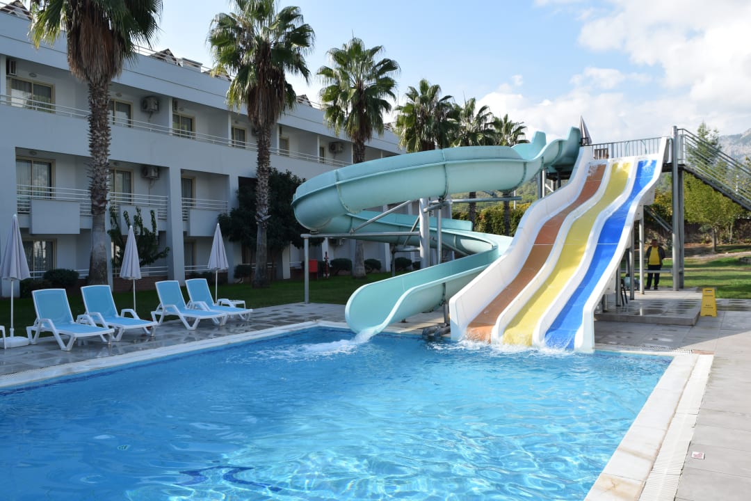 Pool Armas Gül Beach