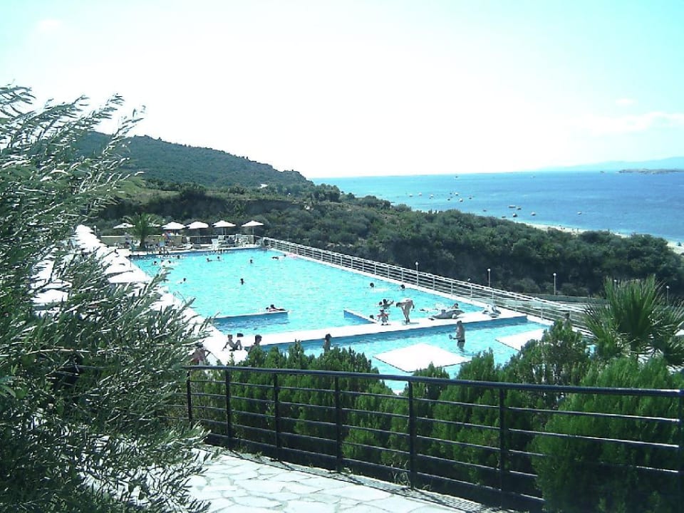 Der Pool Akrathos Beach Hotel