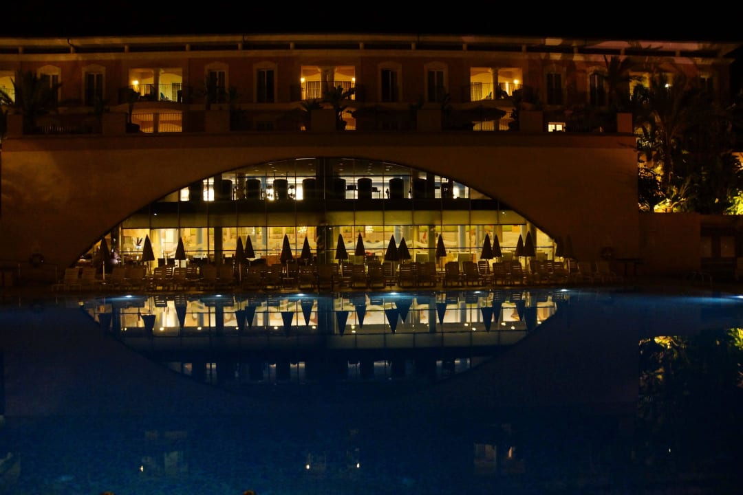 Schöner großer Pool  Grupotel Playa de Palma Suites & Spa