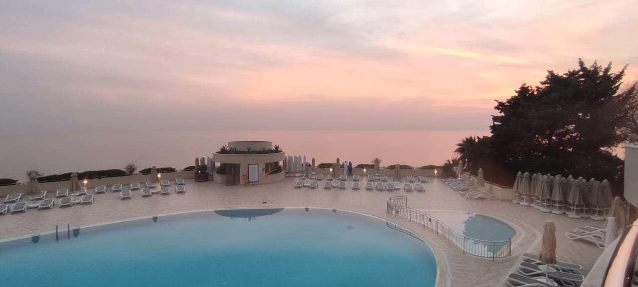 Pool Melas Resort Hotel