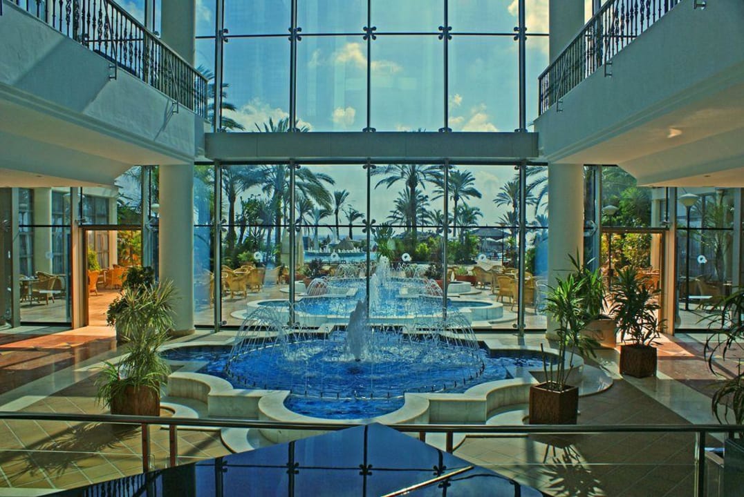 Blick von Halle zum Pool SBH Hotel Costa Calma Palace