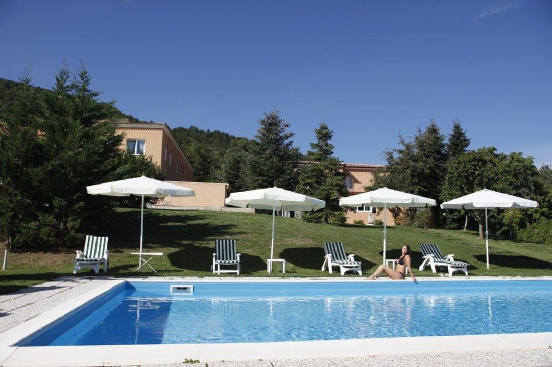 Piscina Esterna Villa di Carlo Spa & Resort