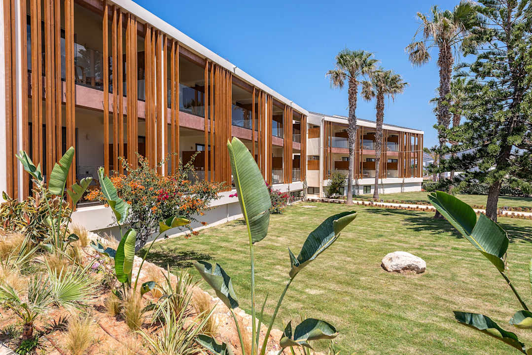 Außenansicht Isla Brown Chania Resort, Curio Collection by Hilton