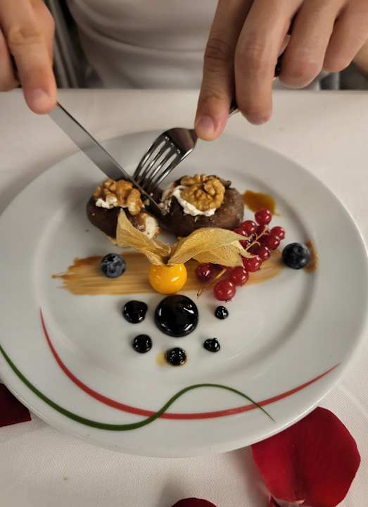 Gastro Granada Luxury Okurcalar