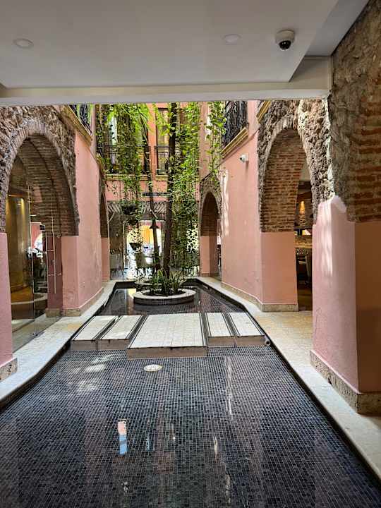 Lobby Santa Catalina Hotel