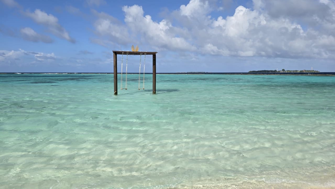 Strand Adaaran Select Meedhupparu Island Resort - Premium All Inclusive