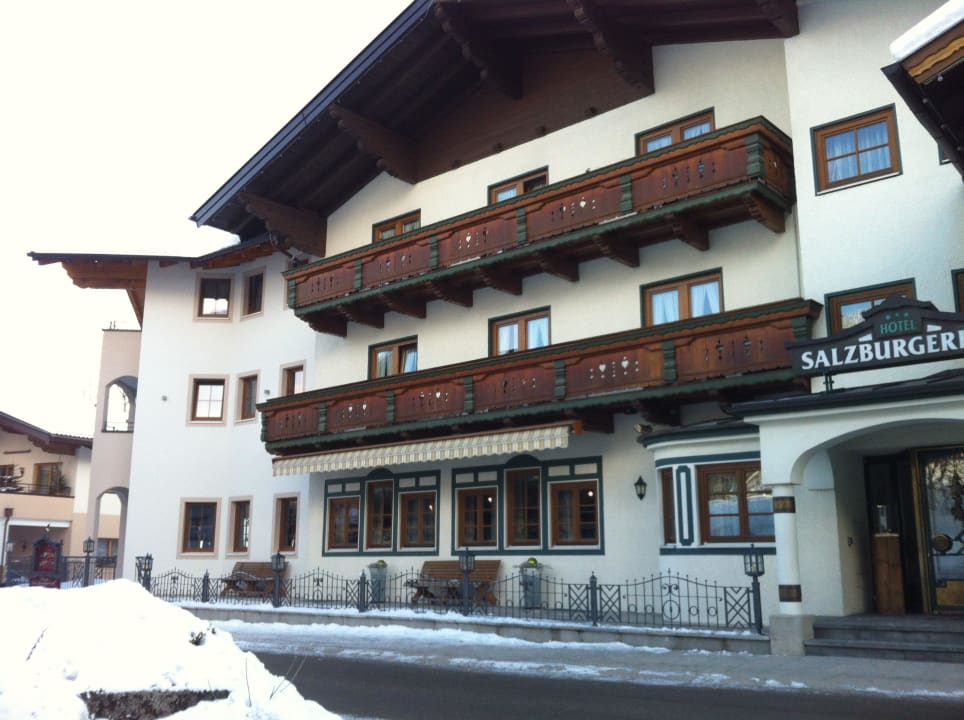 Frontansicht Hotel Salzburgerhof