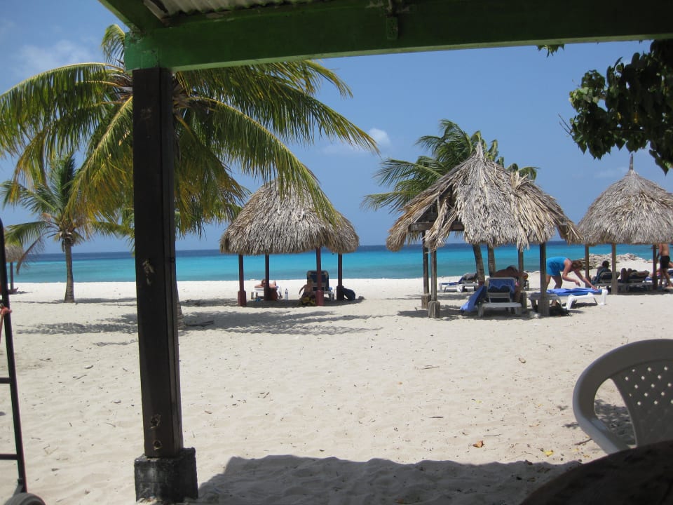 Einer der vielen Strände Apartment Villa Karima