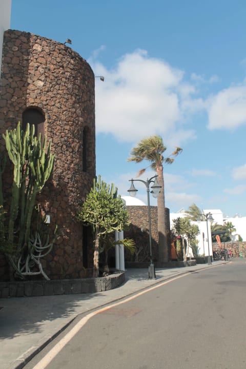 Hoteleingang allsun App.-Hotel Albatros