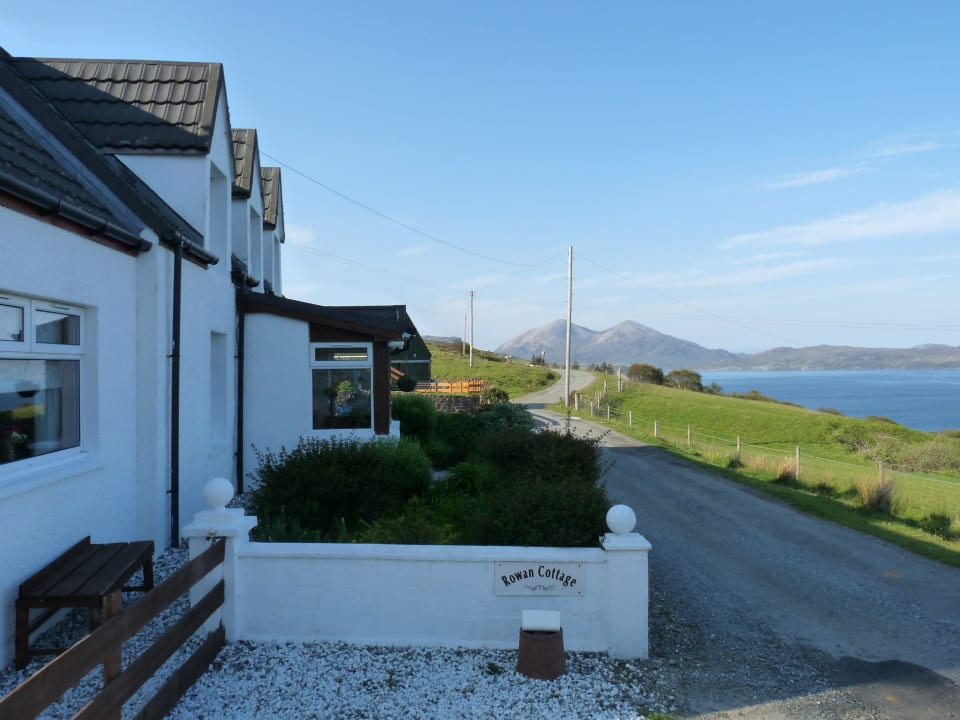 The Rowan Cottage Rowan Tree Cottage B&B