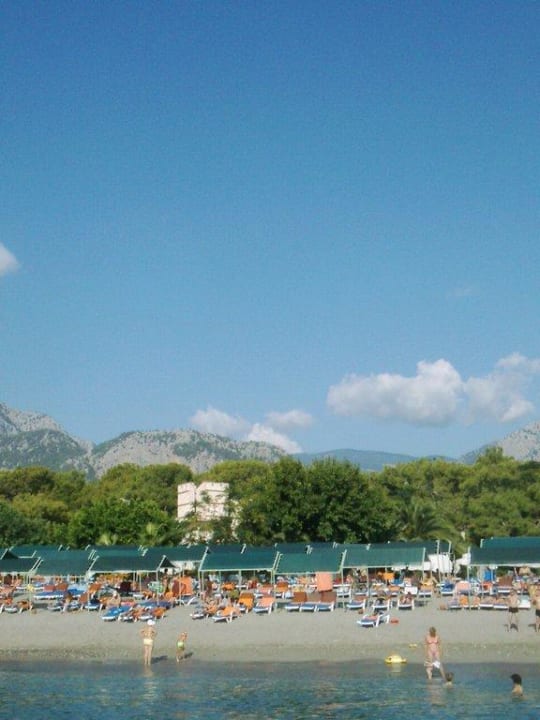 Blick vom Steg zum Strand Ulusoy Kemer Holiday Club