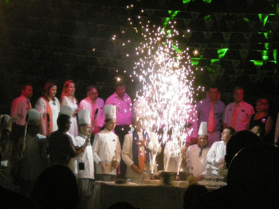 Kleines Tischfeuerwerk Sunis Kumköy Beach Resort Hotel & Spa