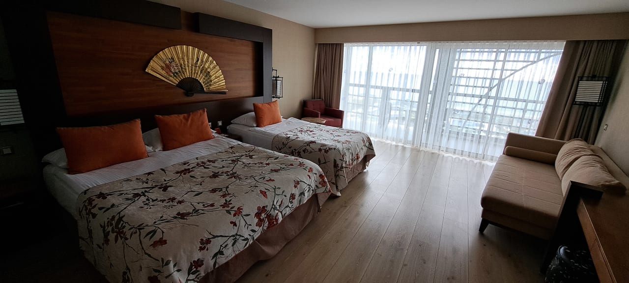 Zimmer Limak Lara Deluxe Hotel & Resort