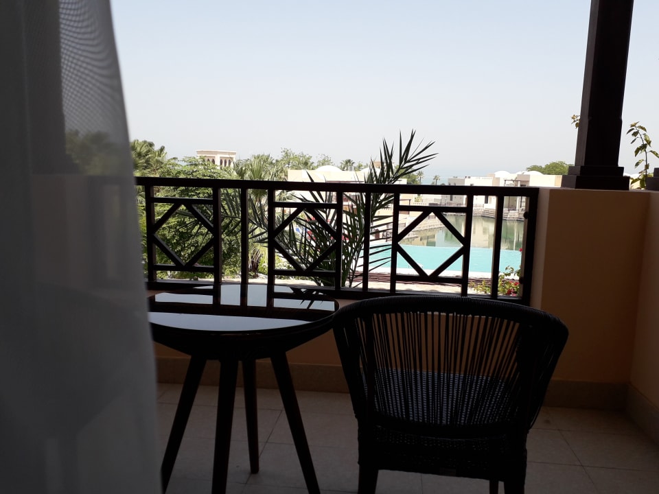 Zimmer The Cove Rotana Resort
