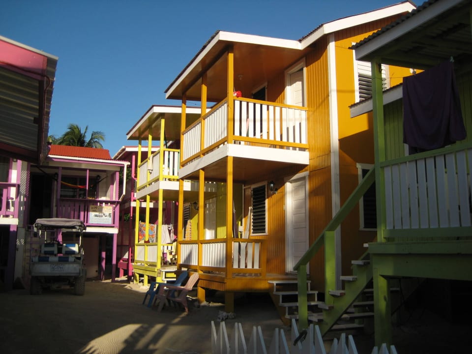 Innenhof Mara's Place