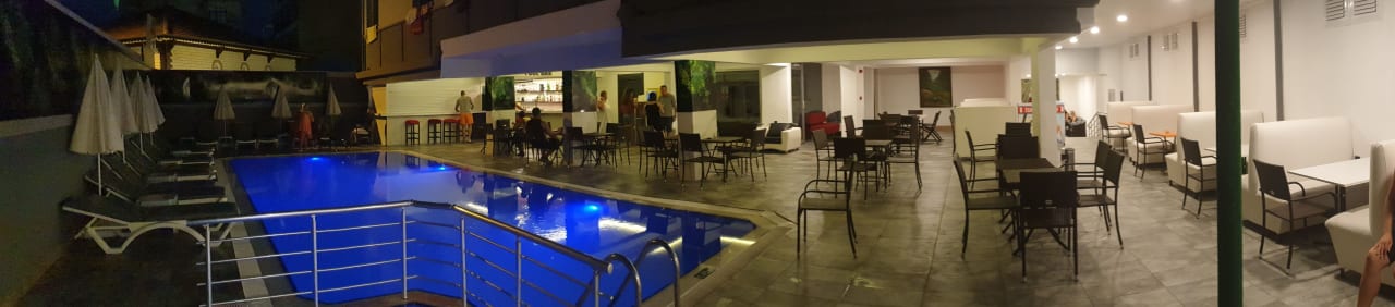 Pool Hotel Aslan City Kleopatra