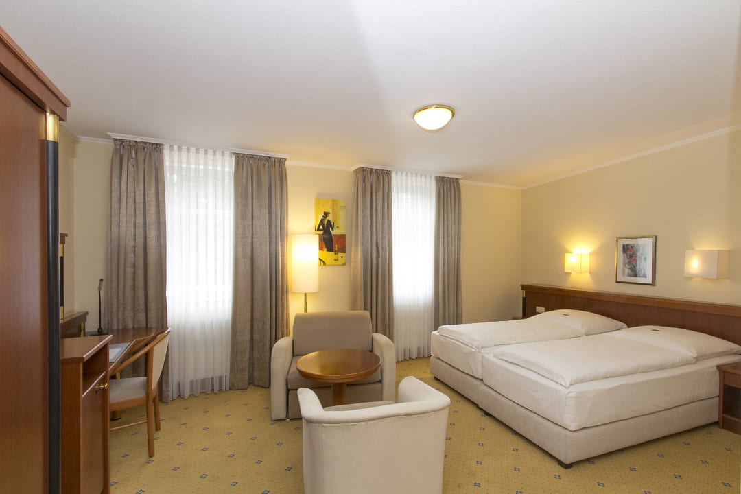 Zimmer Hotel am Turm