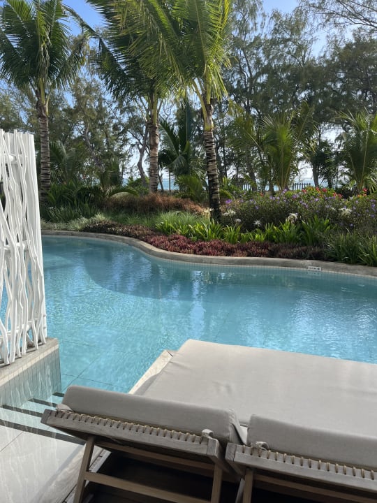 Pool Sunrise Attitude - Adults Only