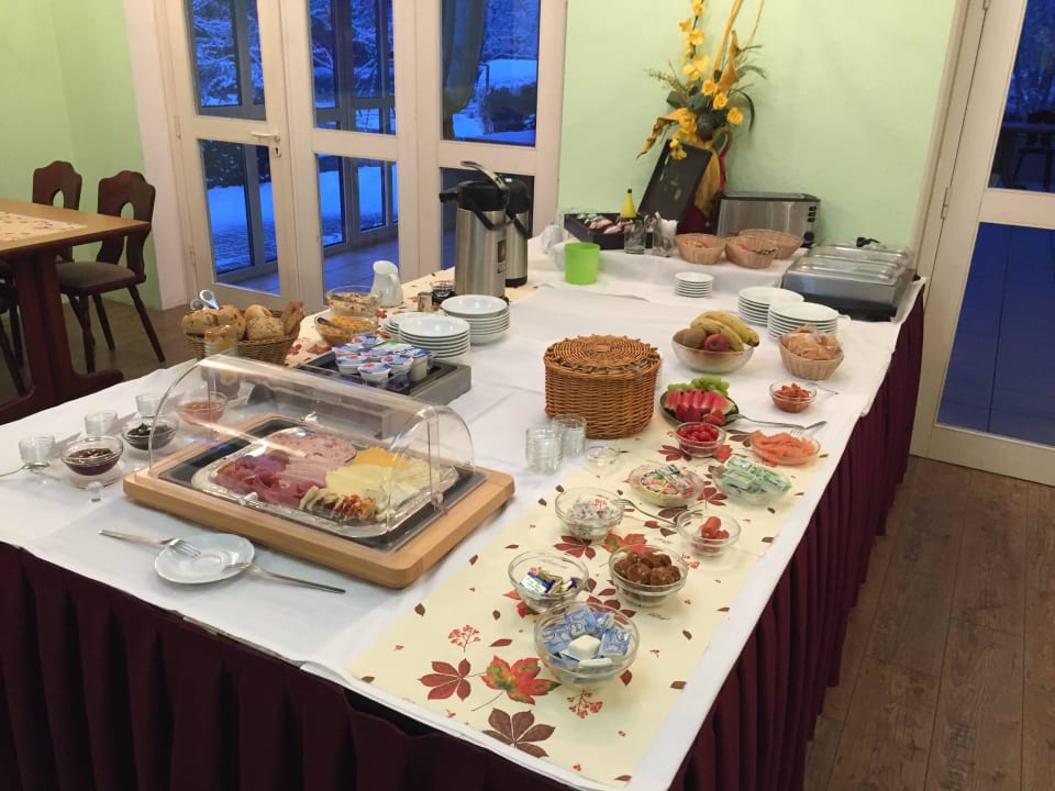 Frühstück Hotel Schmiedeberger Hof