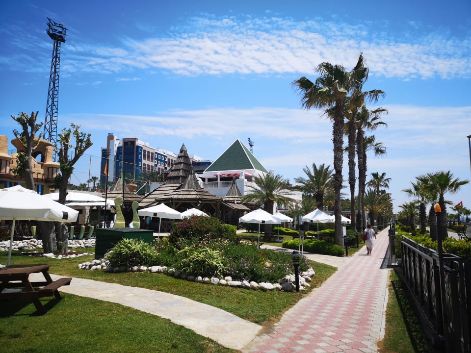 Außenansicht Kamelya Aishen Club