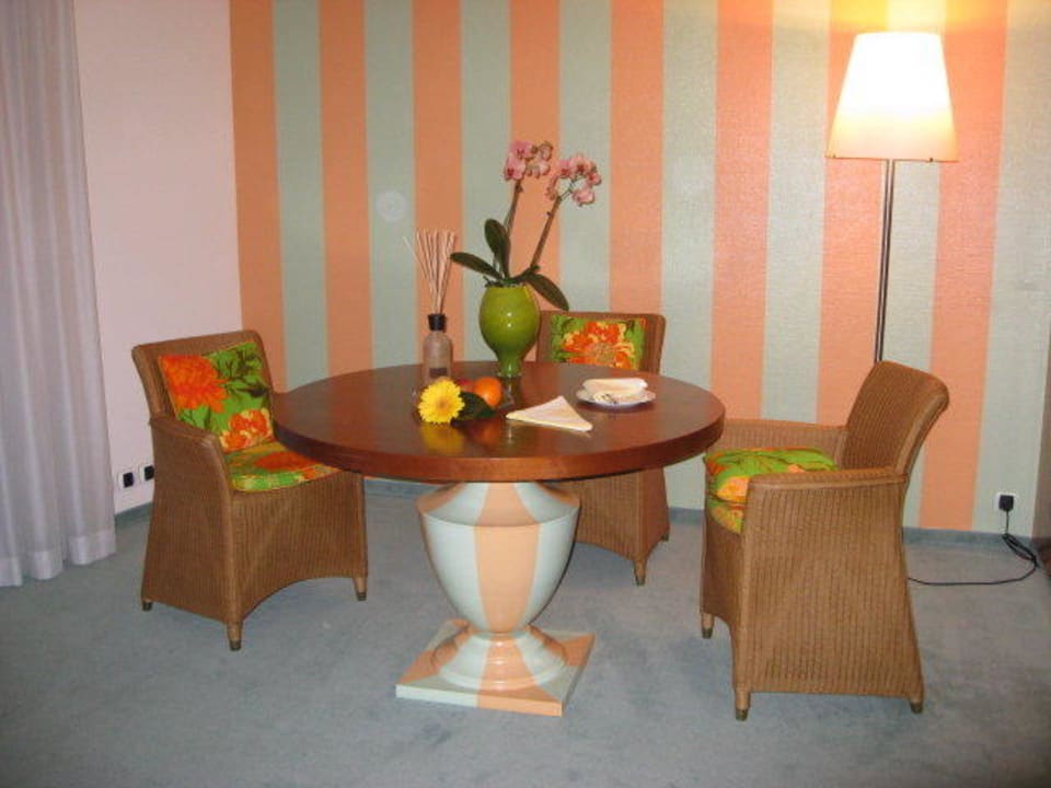 Sitzgruppe in einer Suite Hotel Eden Roc Ascona