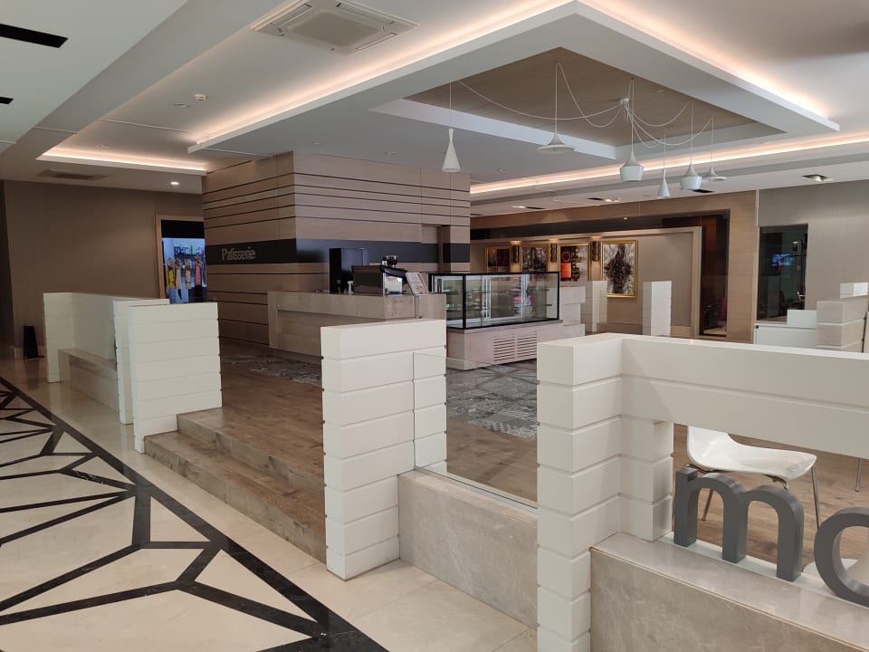 Lobby Side Sunport Hotel & Spa