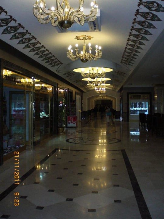 Ladenstraße im Hotel und Themenrestaurants Diamond Excellence Resort & Spa