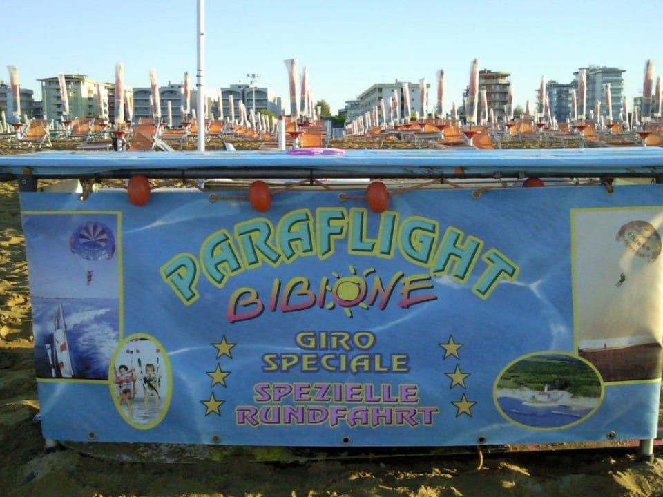 Morgens um 7 Uhr am Strand Hotel Luna