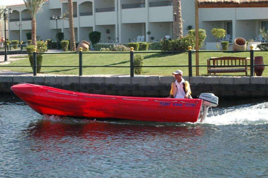 Speedbootje. Pickalbatros Dana Beach Resort - Hurghada