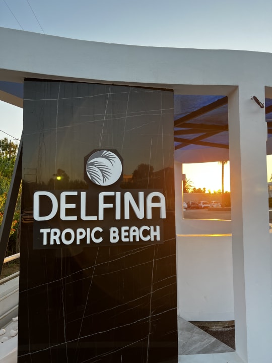 Sonstiges Delfina Tropic Beach