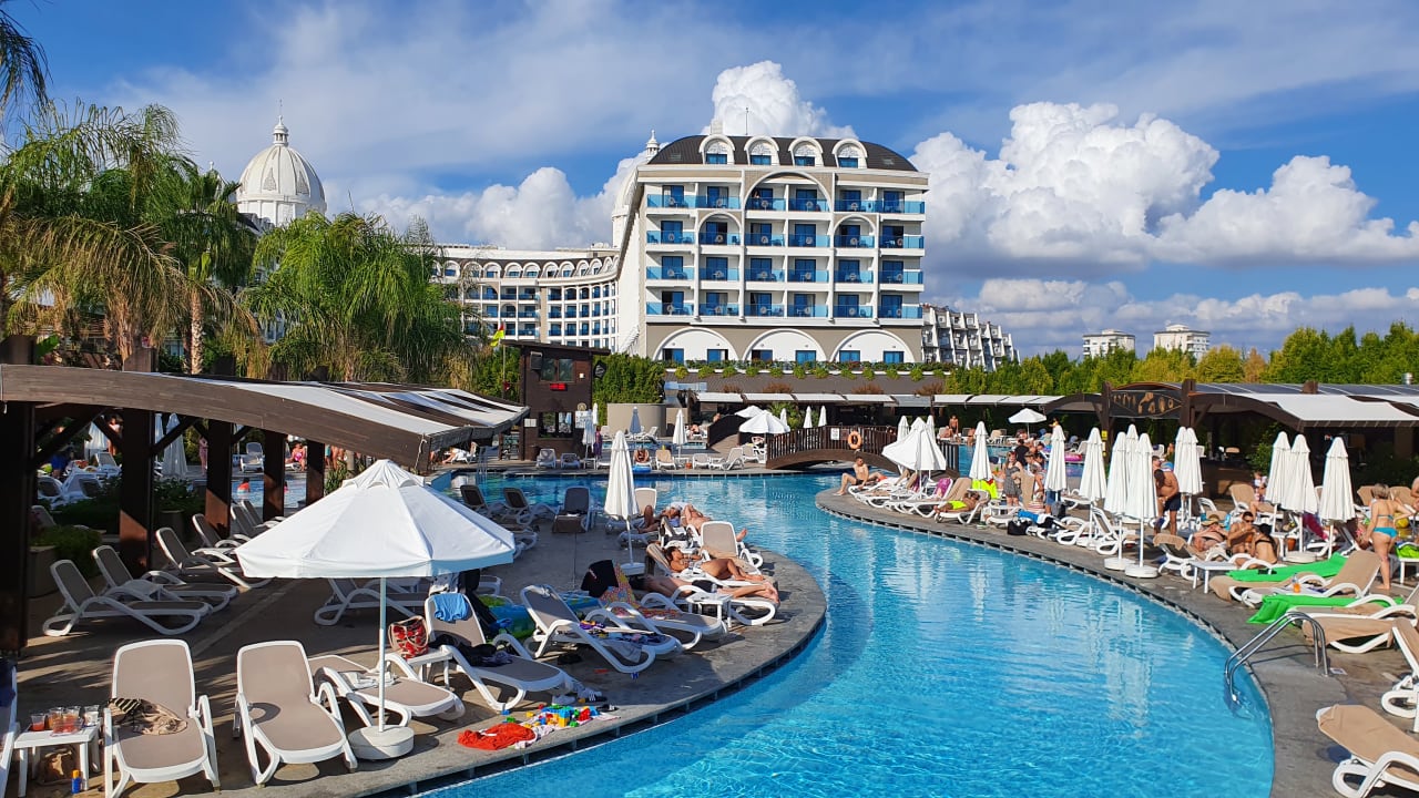 Pool Adalya Elite Lara